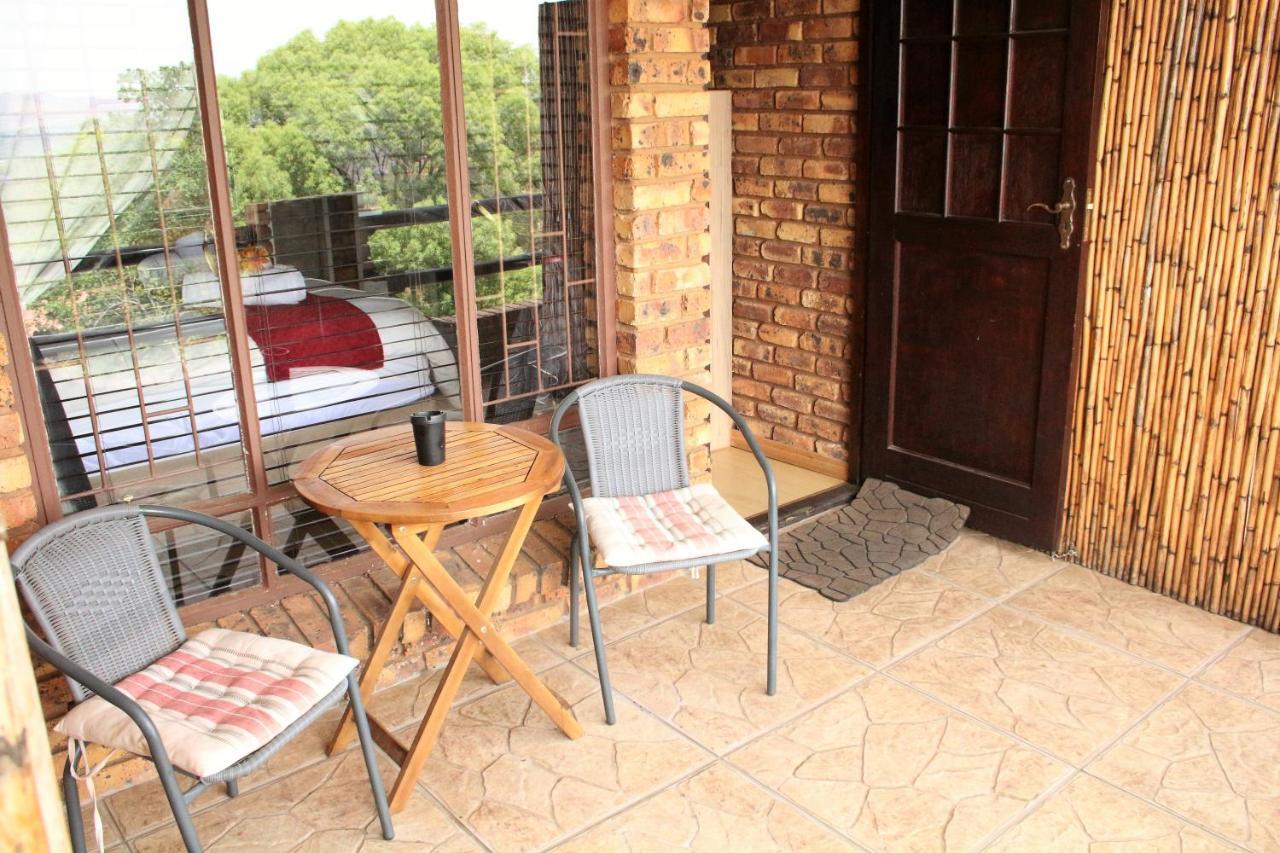 Belle Vue Guesthouse Hartbeespoort Exterior photo